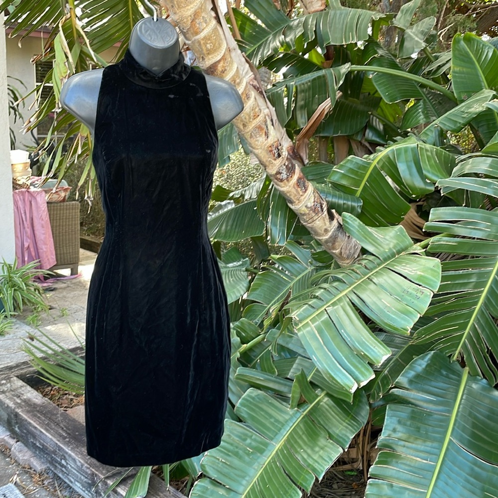 velvet dress with bowS